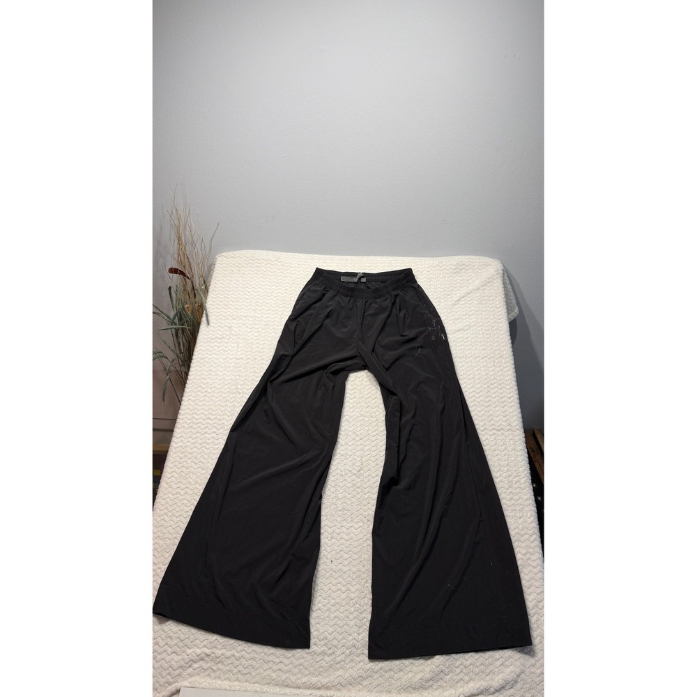 Vuori Women Black Wide Leg Performance Yoga Pants Small Relaxed Fit Stretch